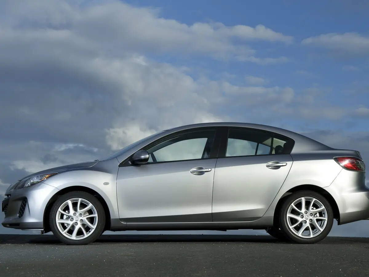 Mazda 3 II (BL) Рестайлинг Седан — фото 2