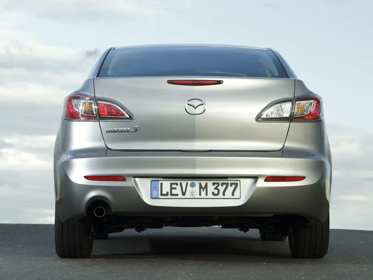 Mazda 3 II (BL) Рестайлинг Седан — фото 4
