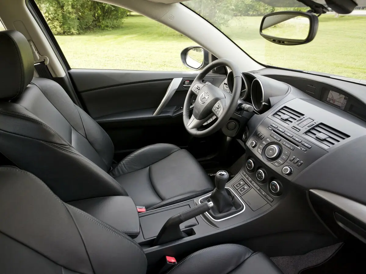 Mazda 3 II (BL) Рестайлинг Седан — фото 7