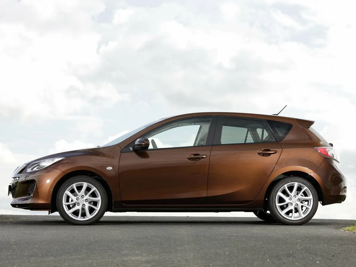 Mazda 3 II (BL) Рестайлинг Хэтчбек 5 дв. — фото 2