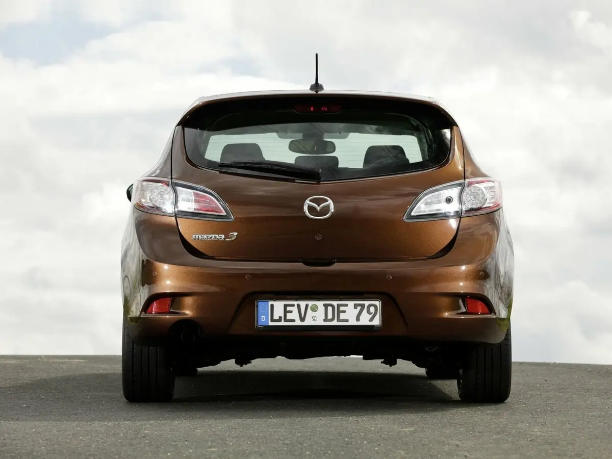 Mazda 3 II (BL) Рестайлинг Хэтчбек 5 дв. — фото 4