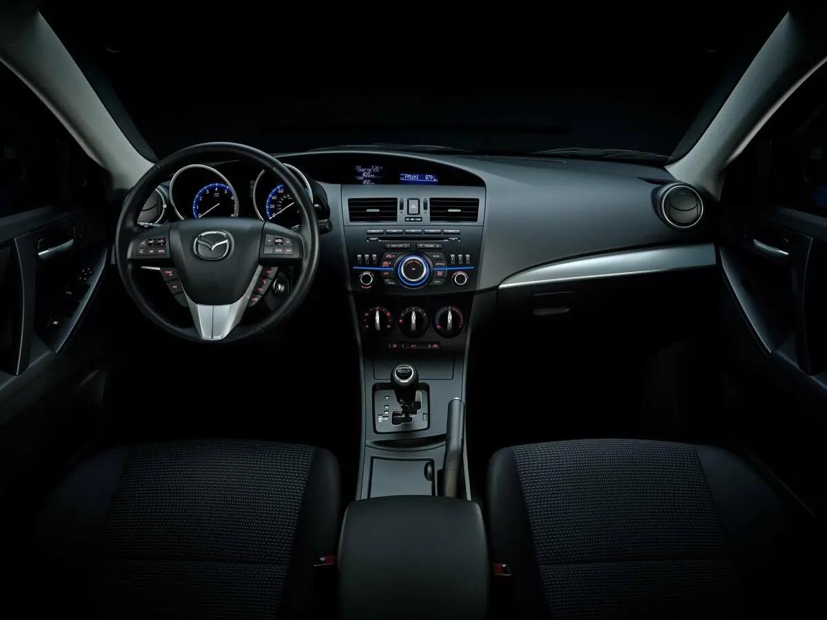 Mazda 3 II (BL) Рестайлинг Хэтчбек 5 дв. — фото 6