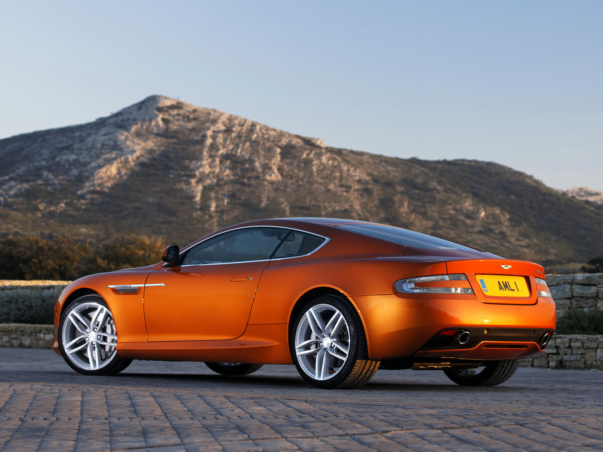 Aston Martin Virage II Купе — фото 5