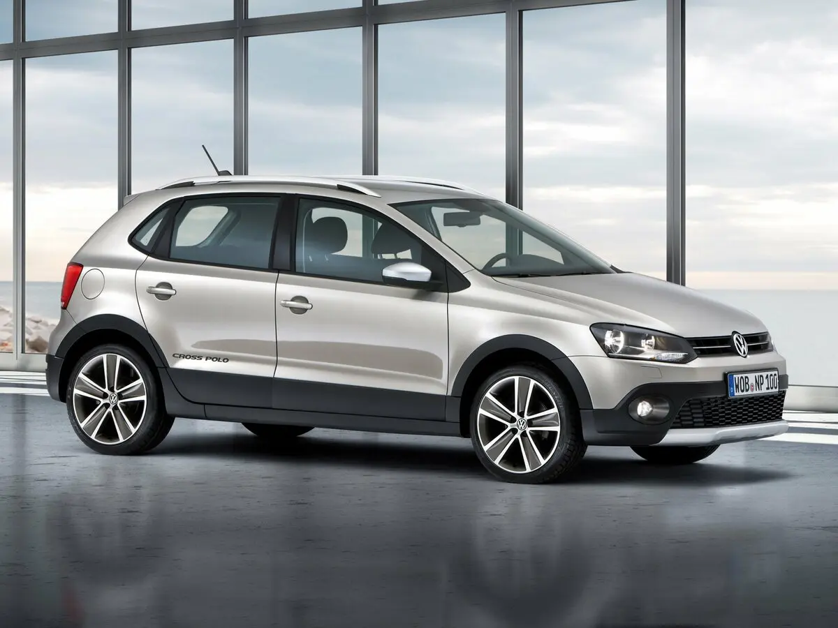 Volkswagen Polo V Хэтчбек 5 дв. Cross