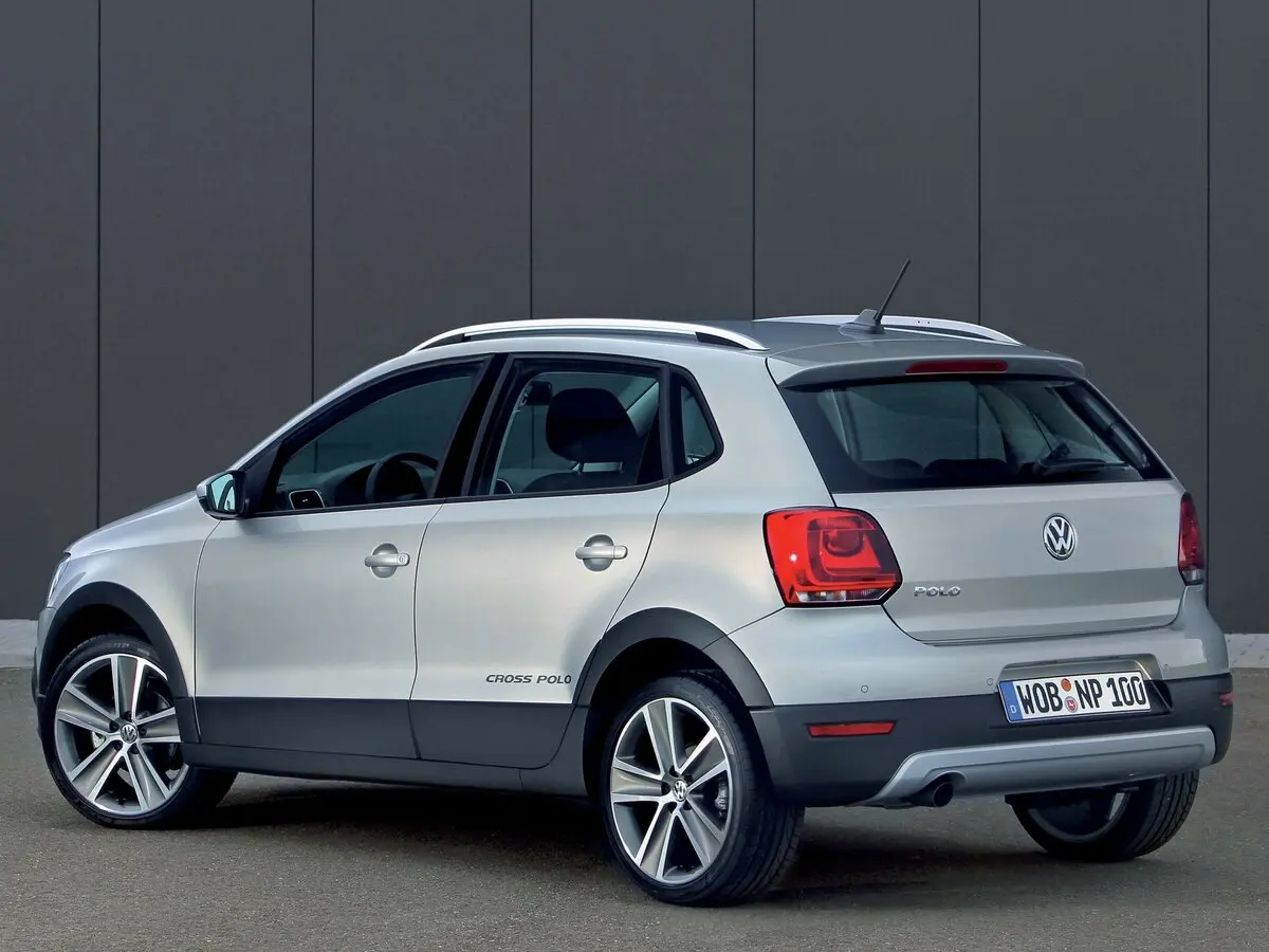 Volkswagen Polo V Хэтчбек 5 дв. Cross — фото 4