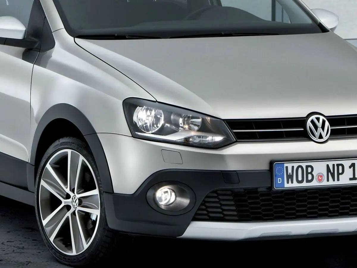 Volkswagen Polo V Хэтчбек 5 дв. Cross — фото 12