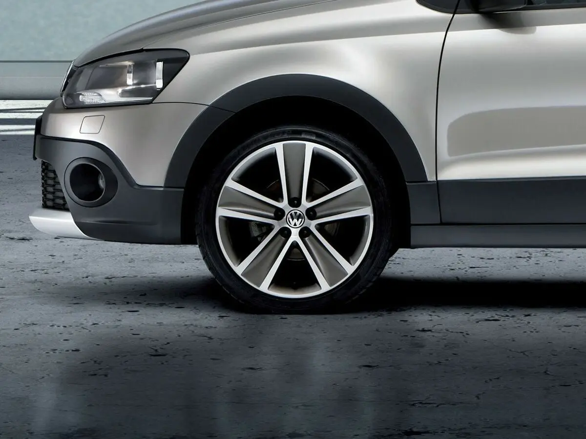 Volkswagen Polo V Хэтчбек 5 дв. Cross — фото 15