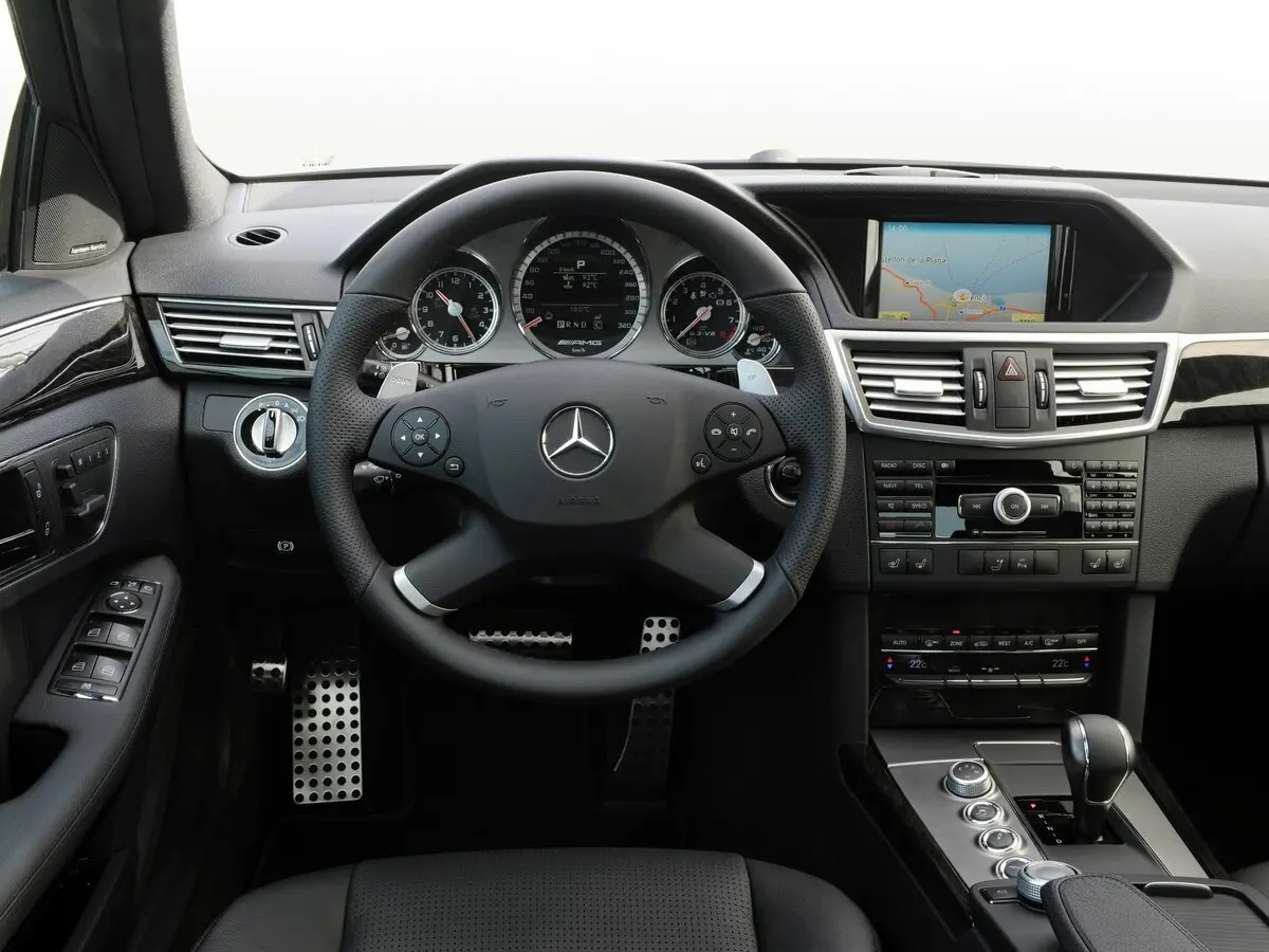 Mercedes-Benz E-Класс AMG IV (W212, S212) Универсал 5 дв. — фото 5
