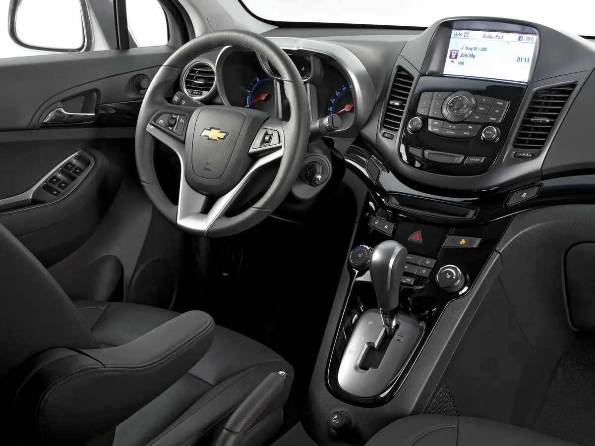 Chevrolet Orlando I Компактвэн — сүрөт 7