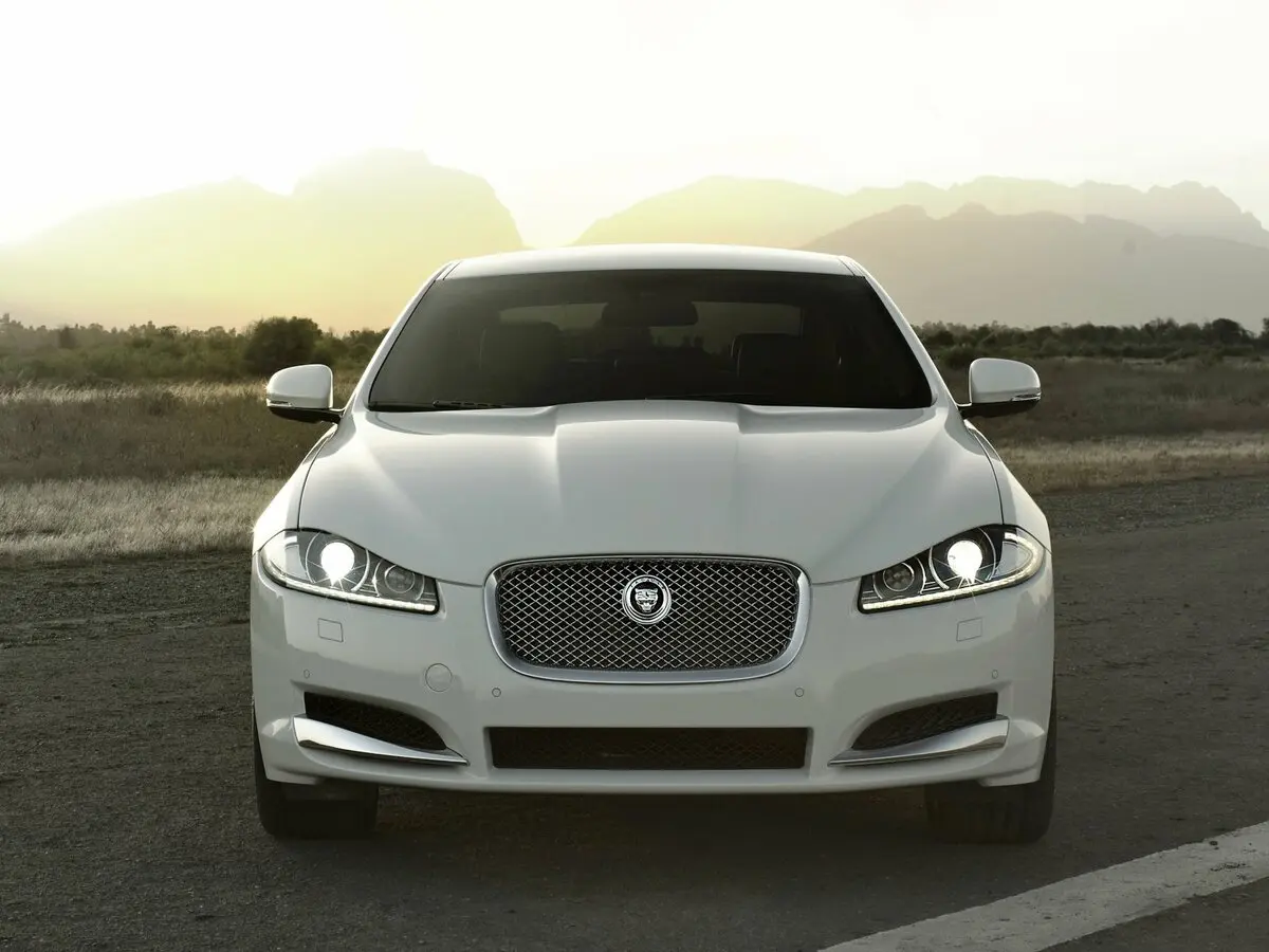 Jaguar XF I Рестайлинг Седан — сүрөт 3