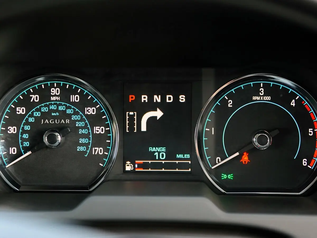 Jaguar XF I Рестайлинг Седан — сүрөт 8