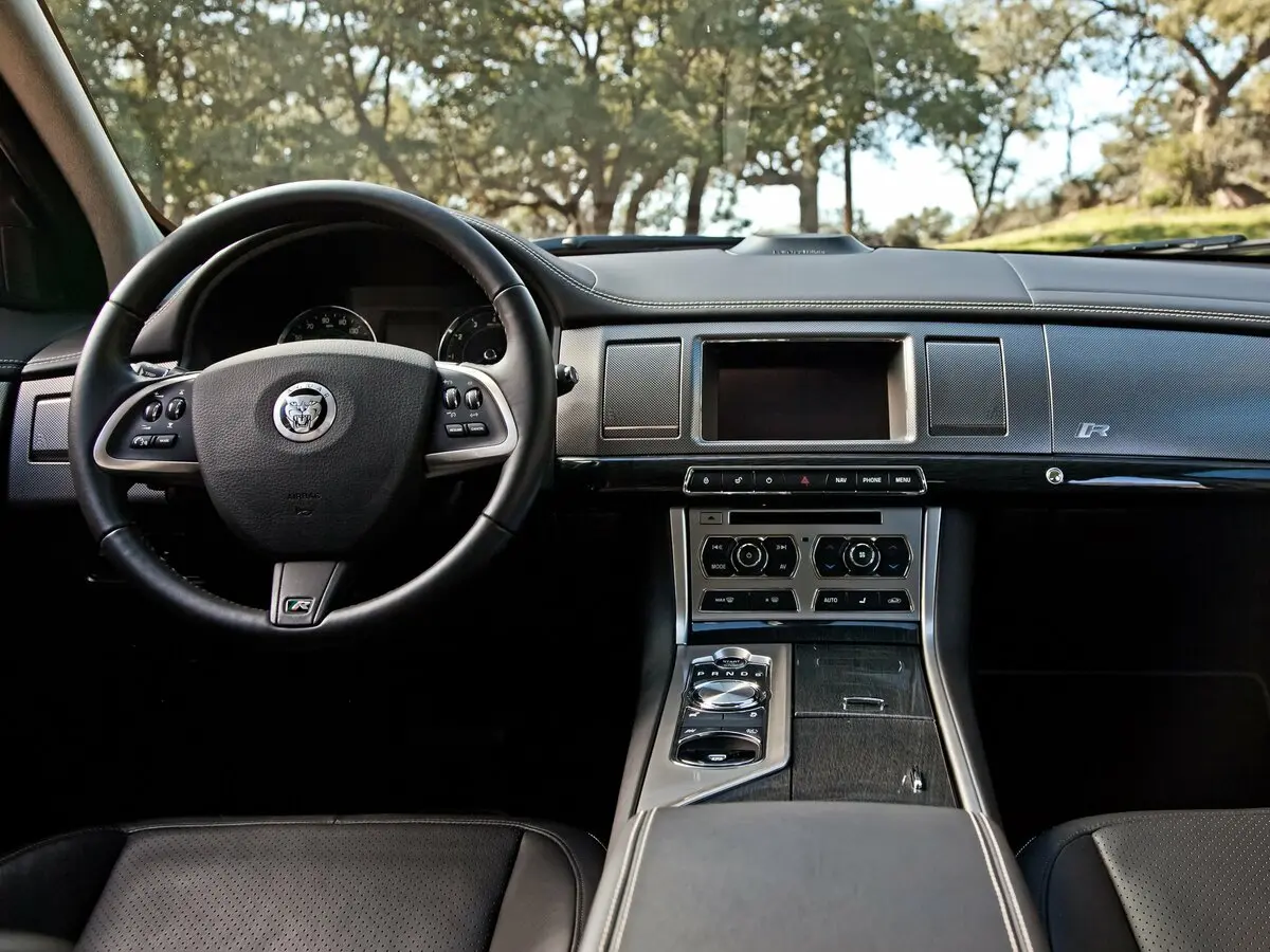 Jaguar XFR I Рестайлинг Седан — сүрөт 5