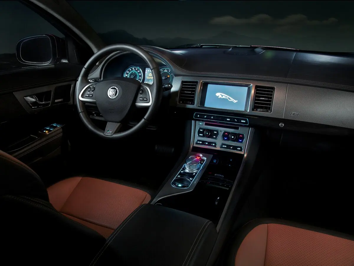 Jaguar XFR I Рестайлинг Седан — сүрөт 6
