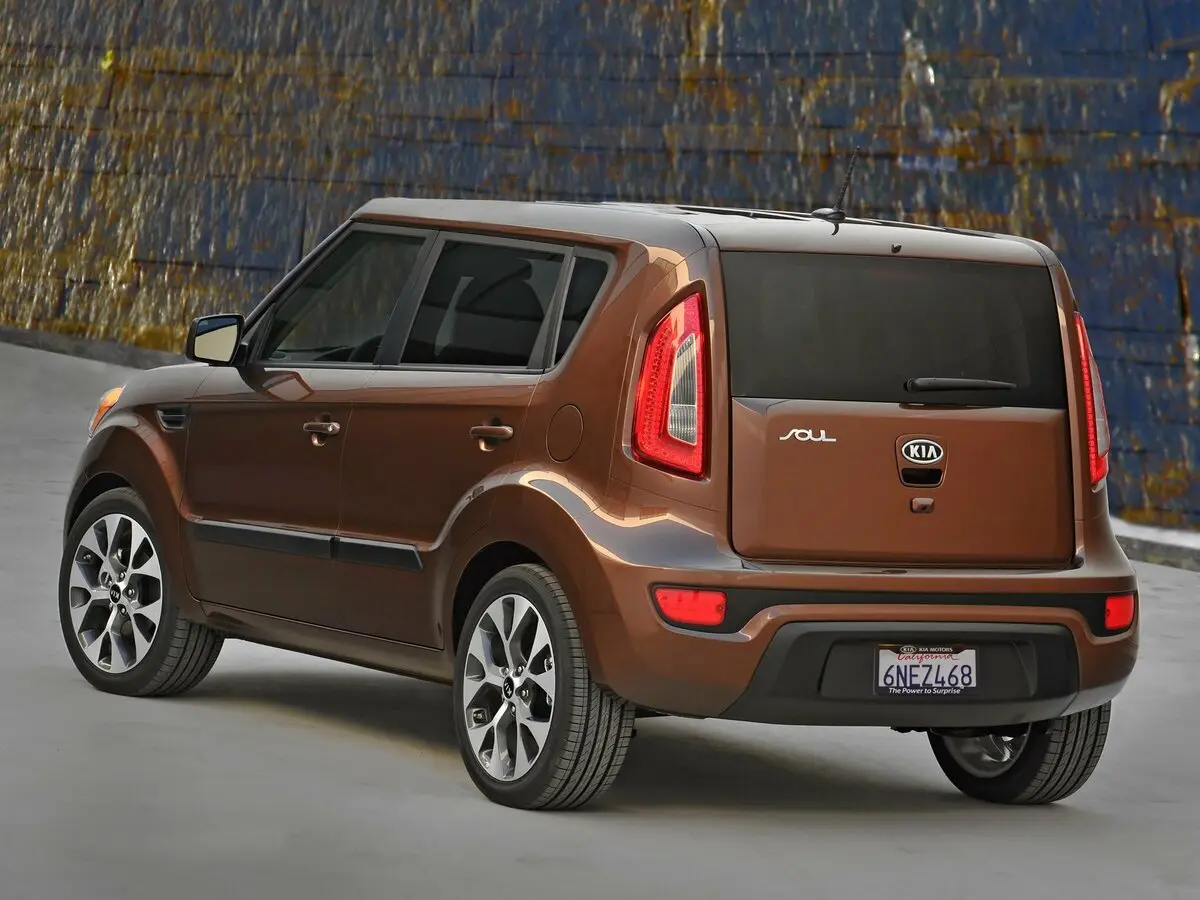 Kia Soul I Рестайлинг Хэтчбек 5 дв. — сүрөт 3