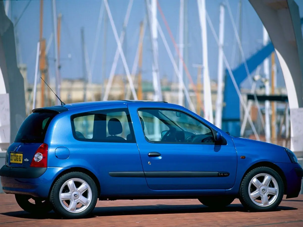Renault Clio II Рестайлинг Хэтчбек 3 дв. — сүрөт 2