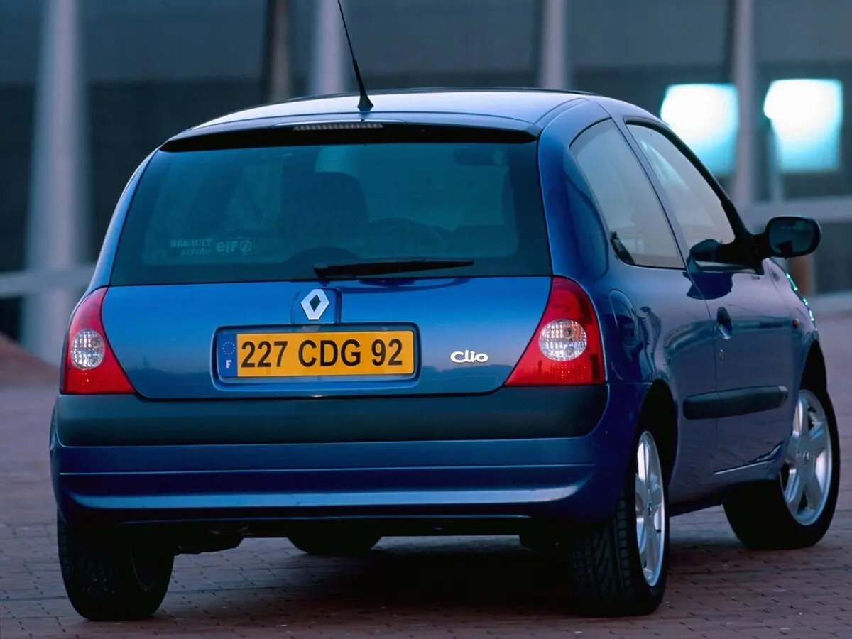 Renault Clio II Рестайлинг Хэтчбек 3 дв. — сүрөт 4
