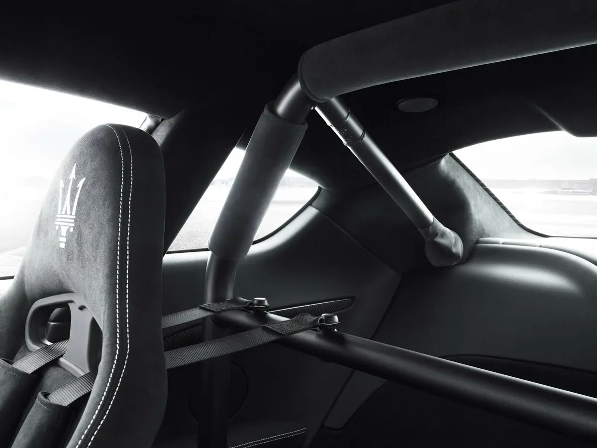 Maserati GranTurismo I Купе MC Stradale — сүрөт 10