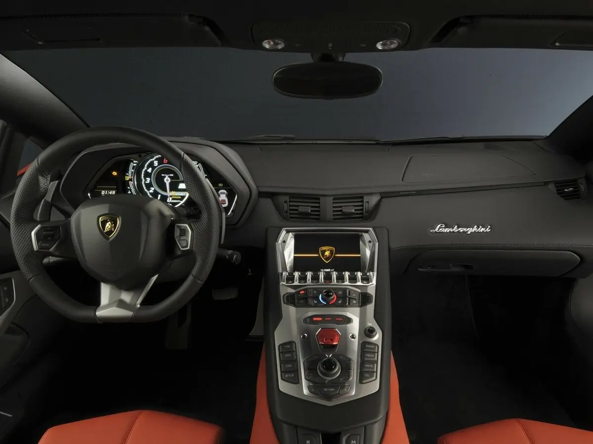 Lamborghini Aventador I Купе — photo 6