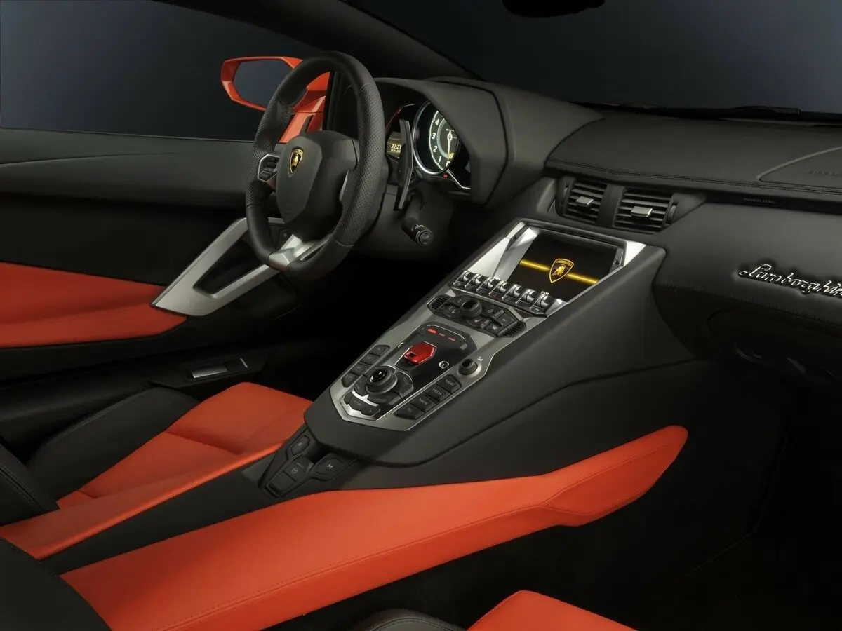 Lamborghini Aventador I Купе — photo 7