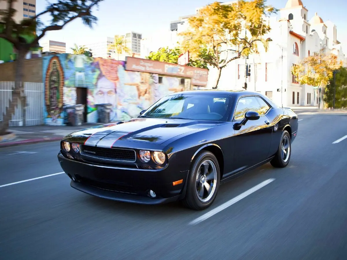 Dodge Challenger III Купе