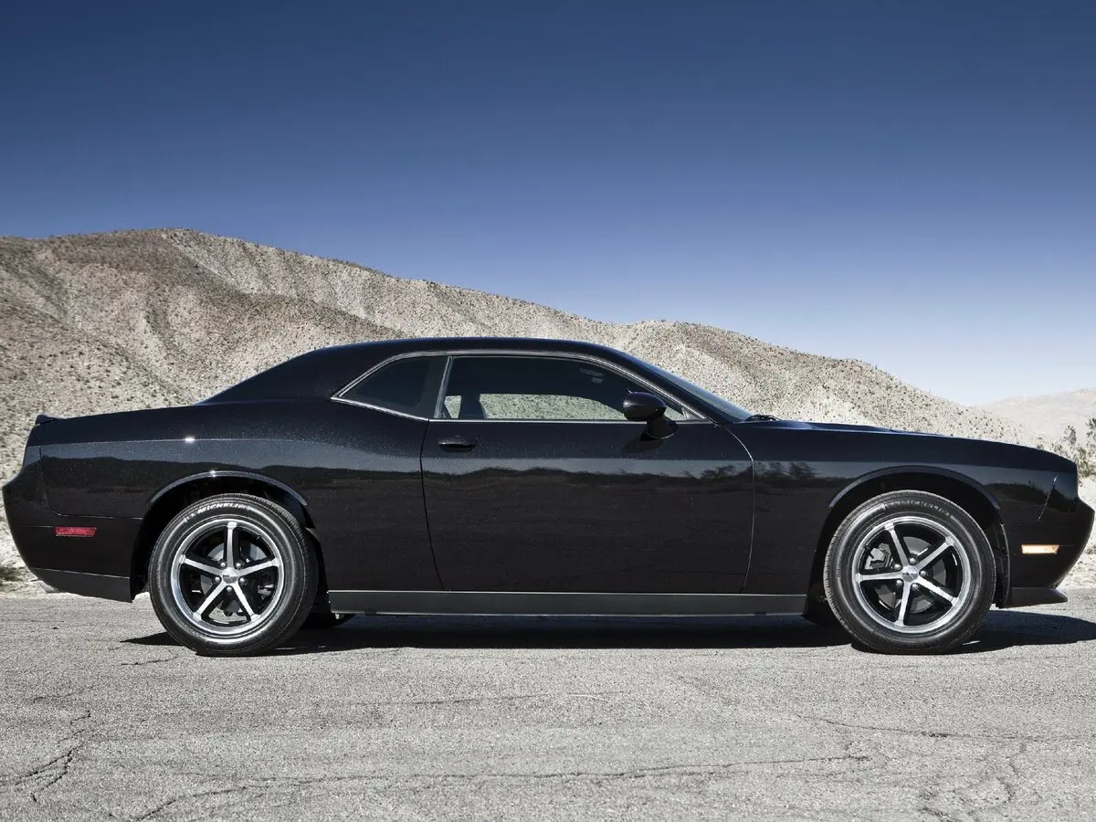 Dodge Challenger III Купе — сүрөт 2