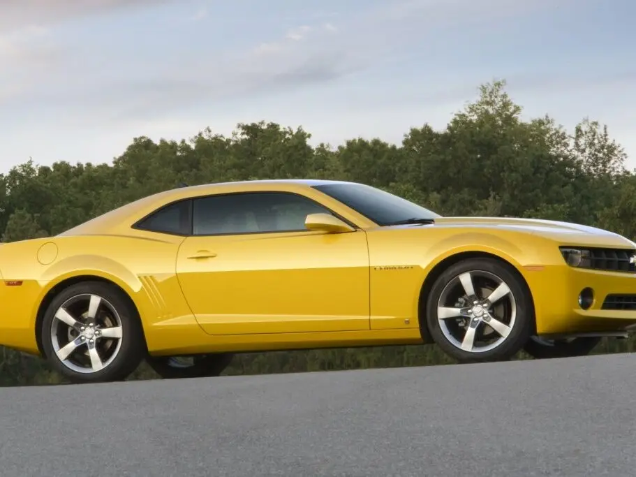 Chevrolet Camaro V Купе — 照片 2