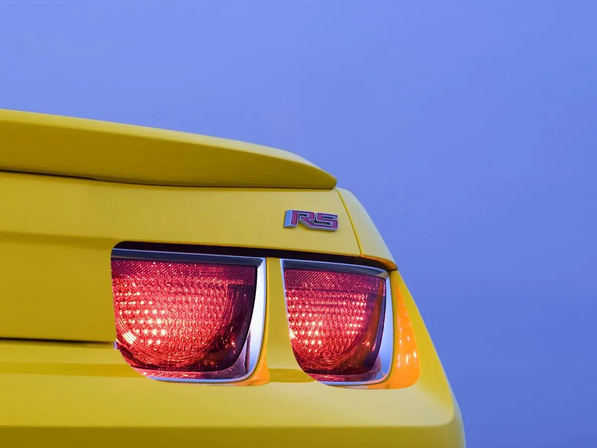 Chevrolet Camaro V Купе — 照片 12