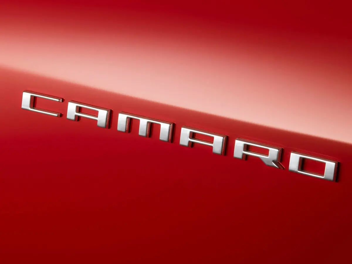 Chevrolet Camaro V Купе — 照片 13