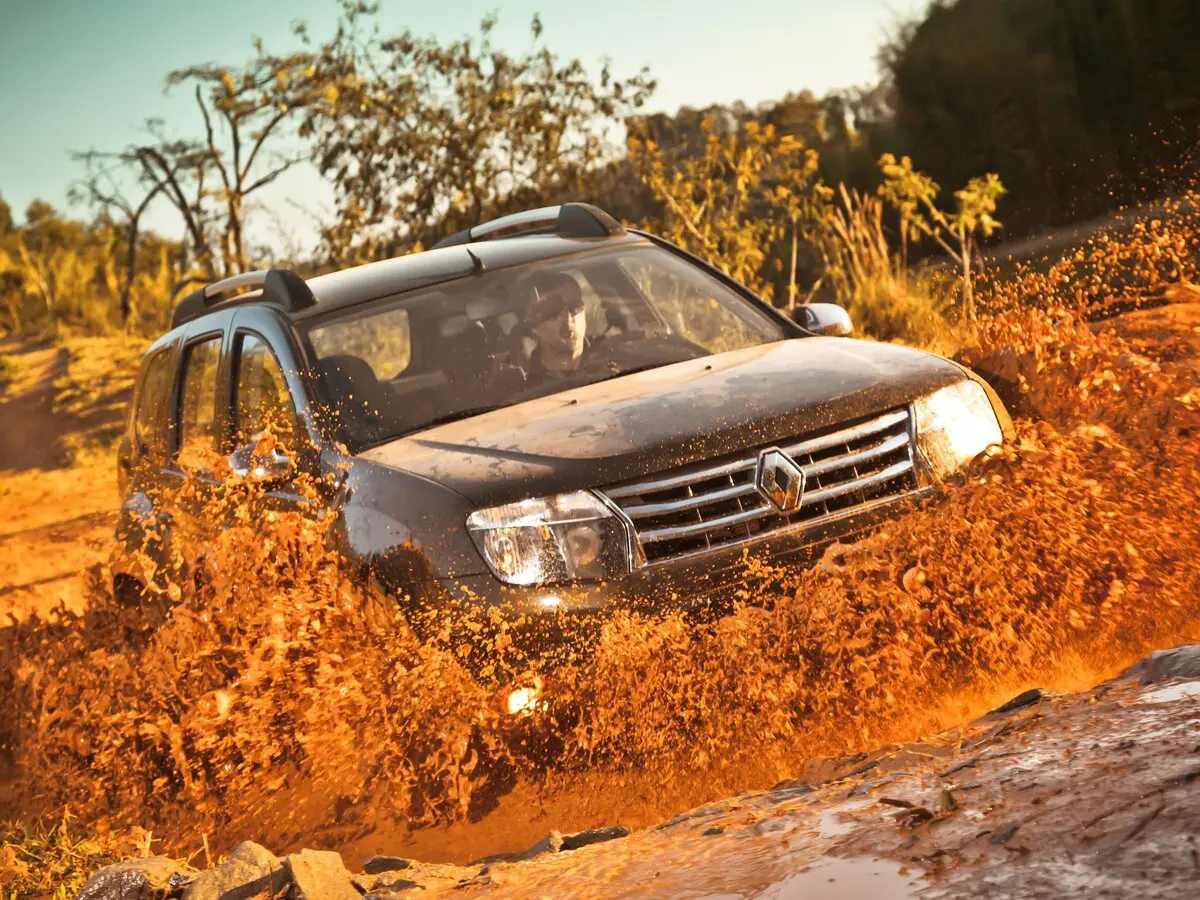 Renault Duster I Внедорожник 5 дв. — сүрөт 14