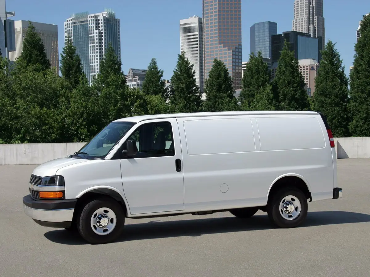 Chevrolet Express II Минивэн — сүрөт 2