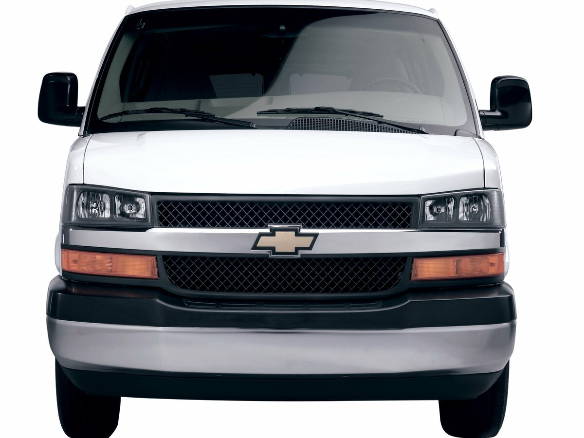 Chevrolet Express II Минивэн — фото 3