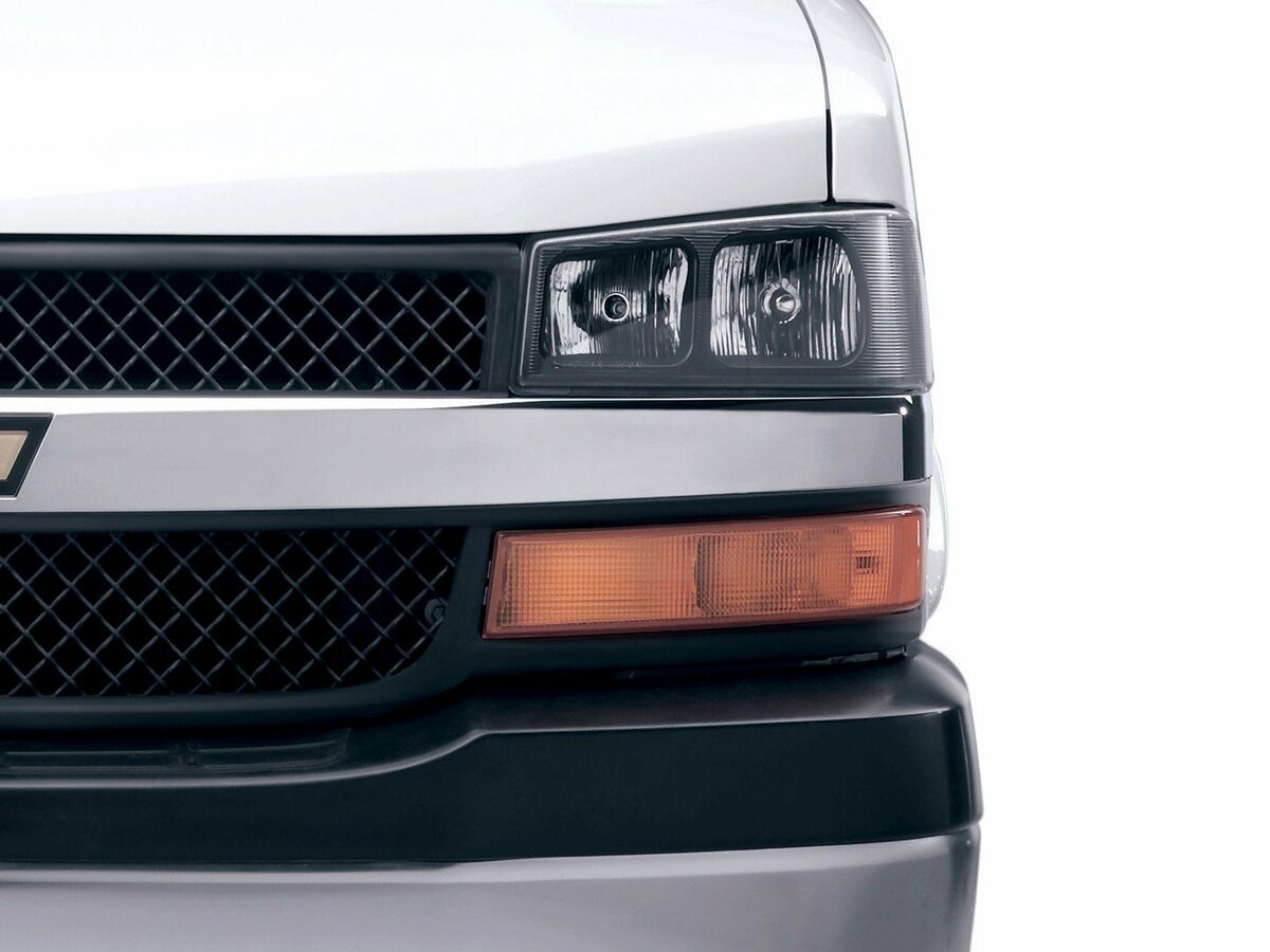 Chevrolet Express II Минивэн — фото 12