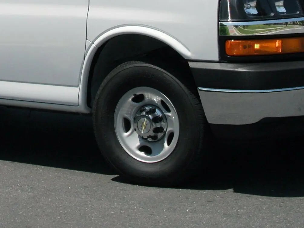 Chevrolet Express II Минивэн — сүрөт 14