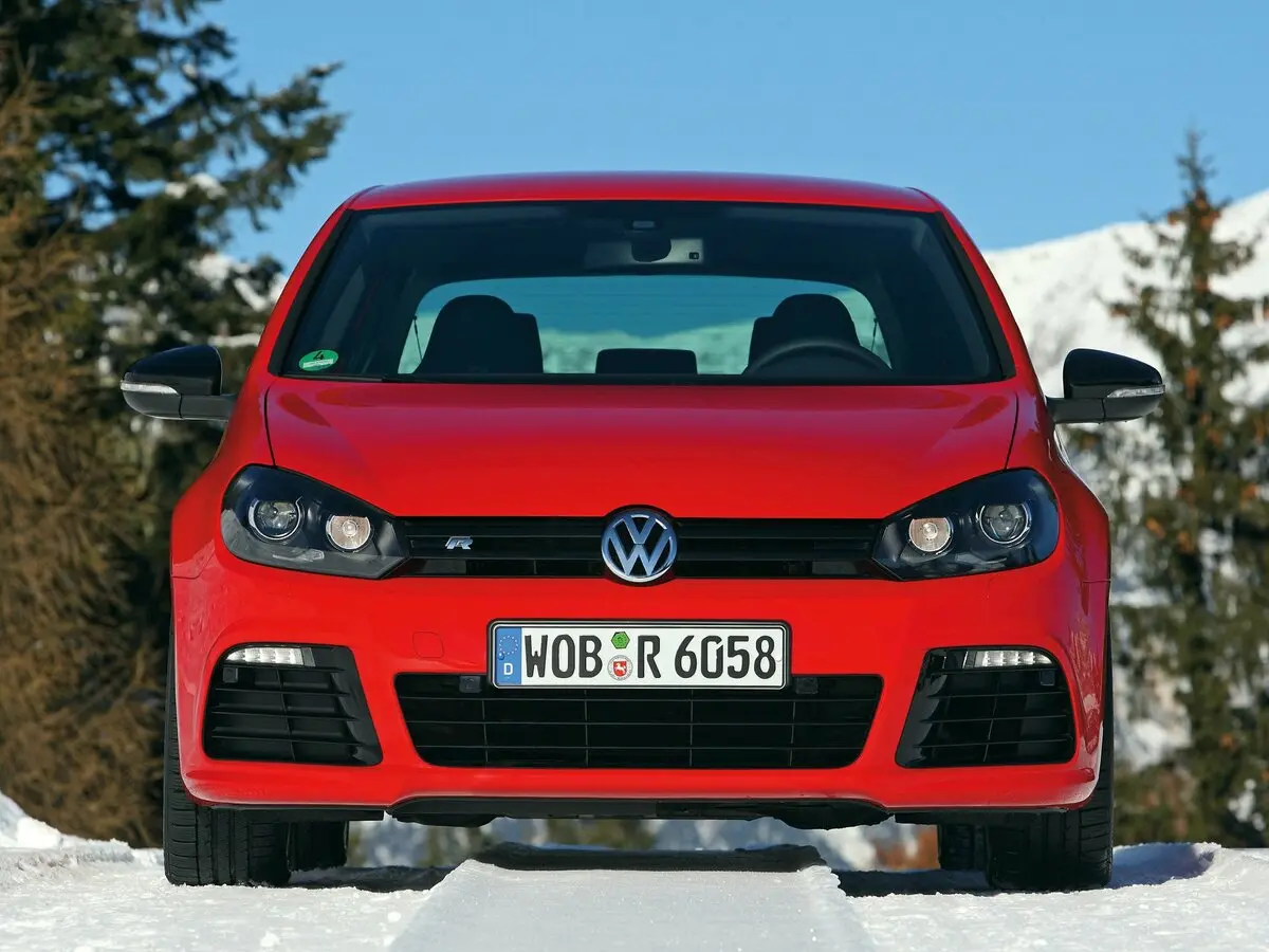 Volkswagen Golf R VI Хэтчбек 5 дв. — сүрөт 3