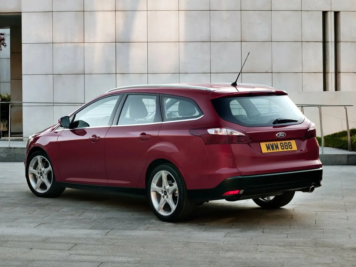 Ford Focus III Универсал 5 дв. — фото 5