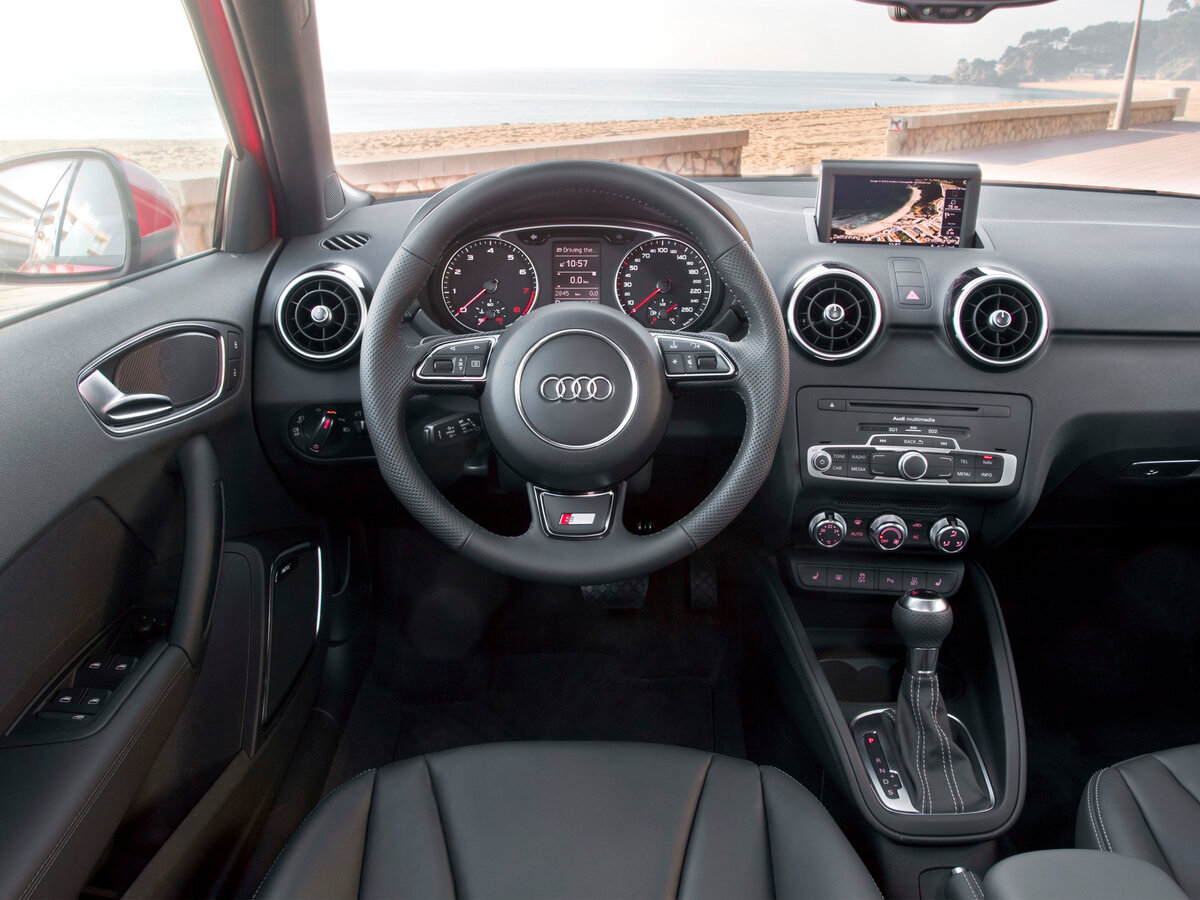 Audi A1 I (8X) Хэтчбек 5 дв. Sportback