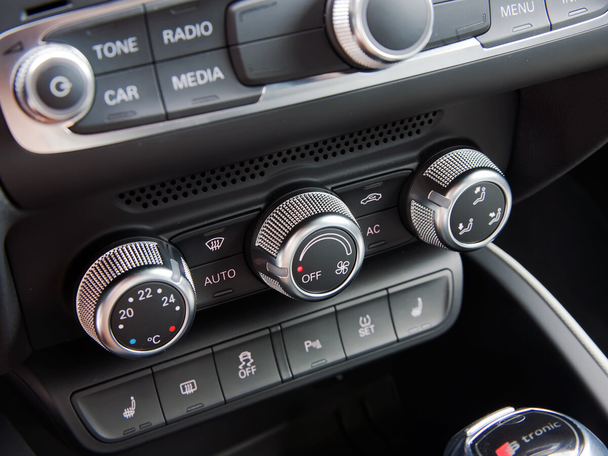 Audi A1 I (8X) Хэтчбек 5 дв. Sportback