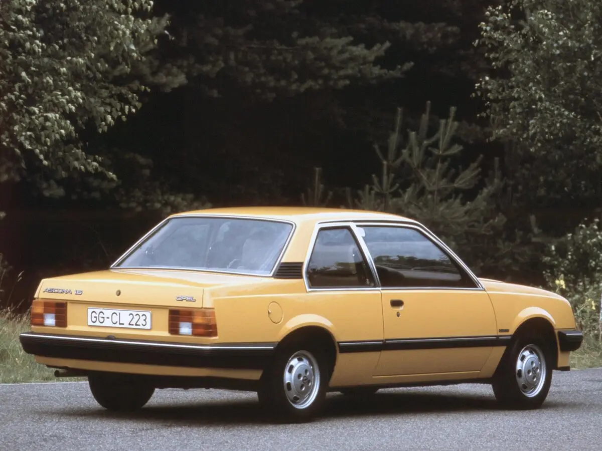 Opel Ascona C Купе — 照片 5