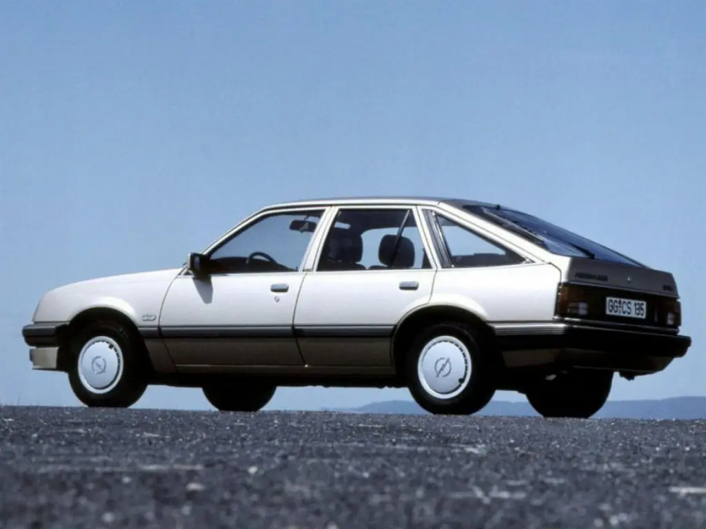Opel Ascona C Хэтчбек 5 дв. — сүрөт 5