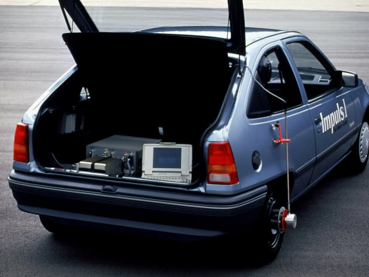 Opel Kadett E Хэтчбек 3 дв. — фото 8