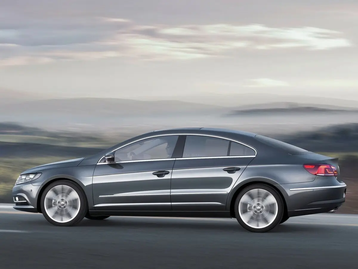 Volkswagen Passat CC I Рестайлинг Седан — 照片 2