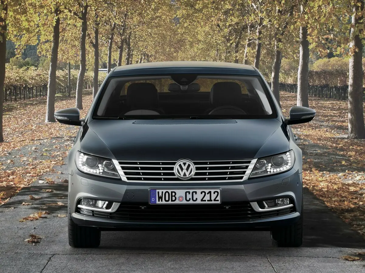 Volkswagen Passat CC I Рестайлинг Седан — 照片 3