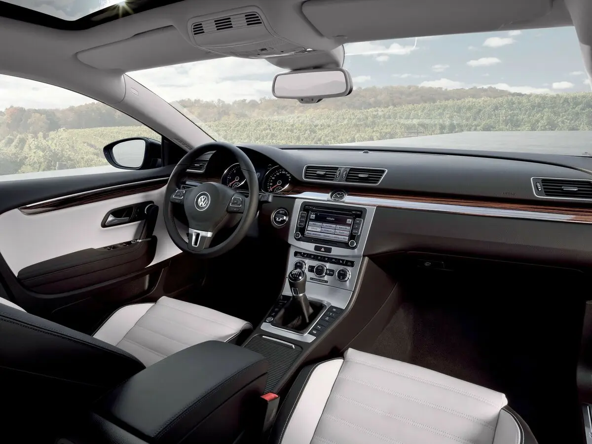 Volkswagen Passat CC I Рестайлинг Седан — 照片 7