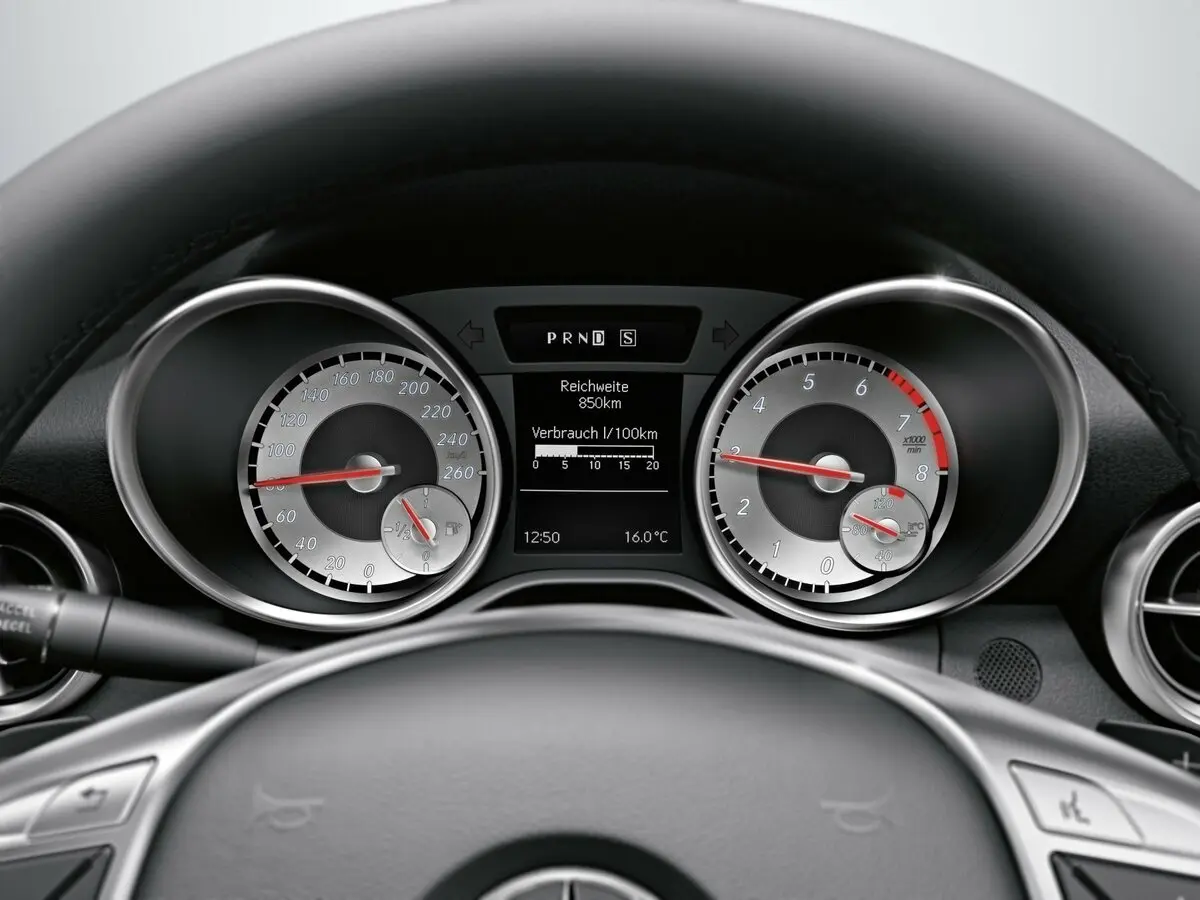 Mercedes-Benz SLK-Класс III (R172) Родстер — сүрөт 9