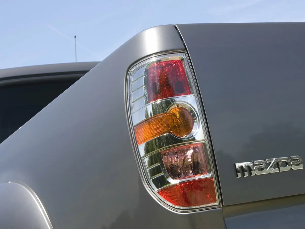 Mazda BT-50 I Рестайлинг Пикап Двойная кабина — photo 12