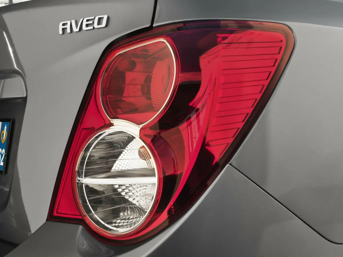 Chevrolet Aveo II Седан — сүрөт 15
