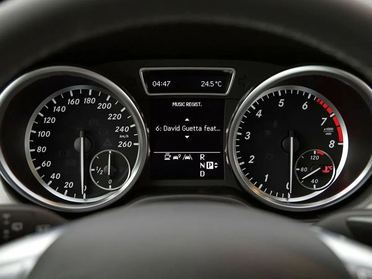 Mercedes-Benz M-Класс III (W166) Внедорожник 5 дв. — 照片 9