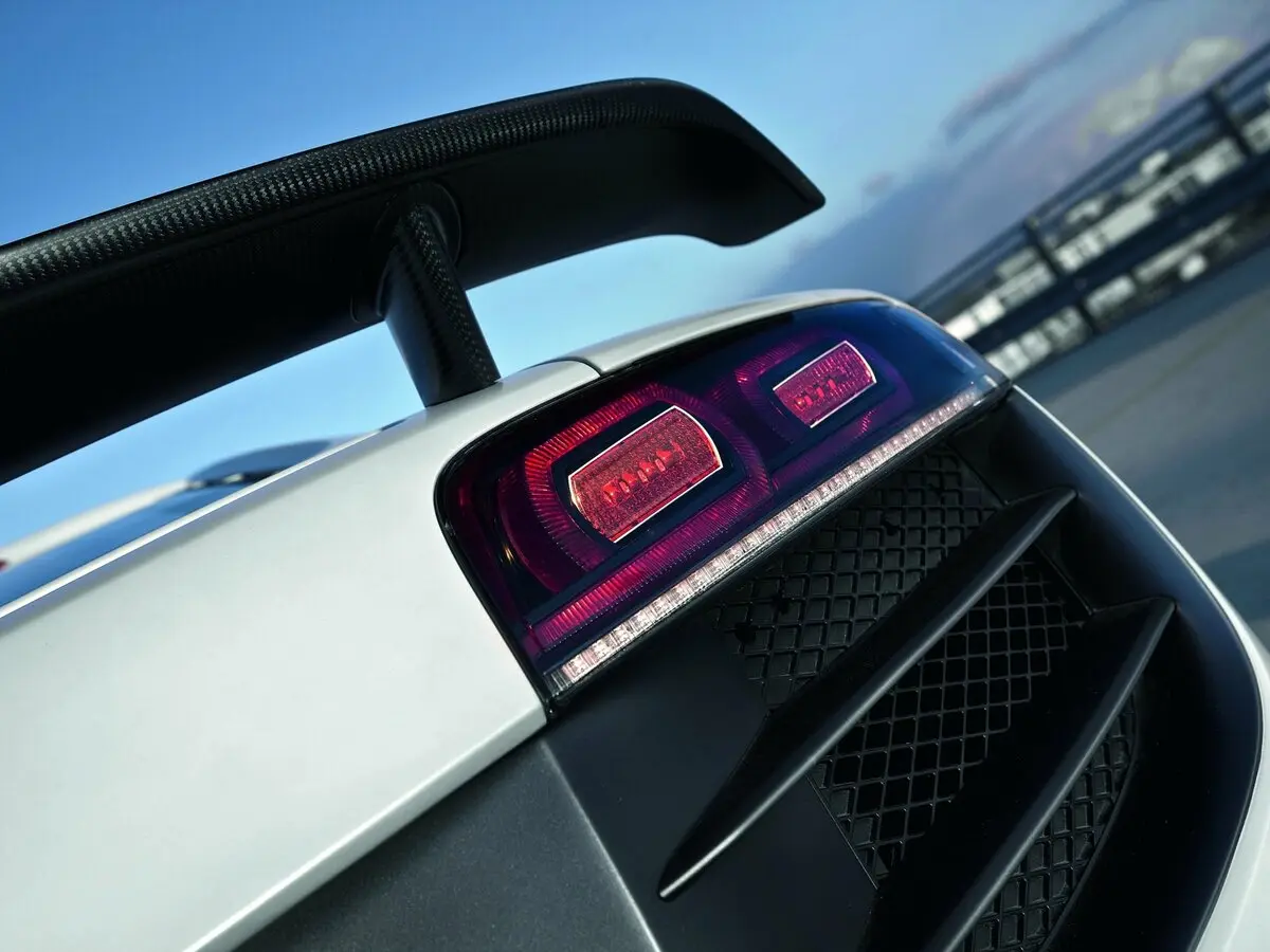 Audi R8 I (Typ 42) Купе GT — 照片 10