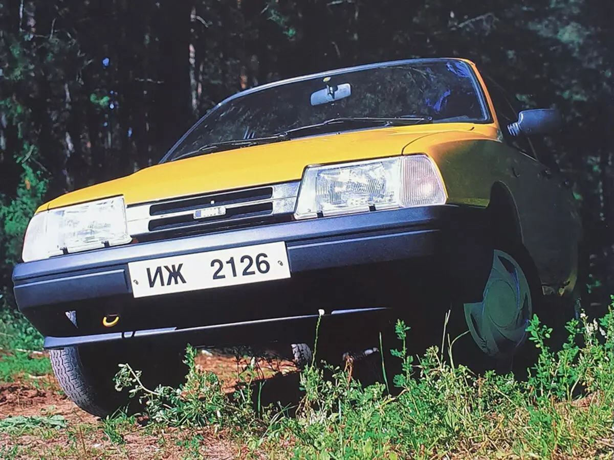 Иж 2126 «Ода» 1990 – 2005 Хэтчбек 5 дв. — photo 4