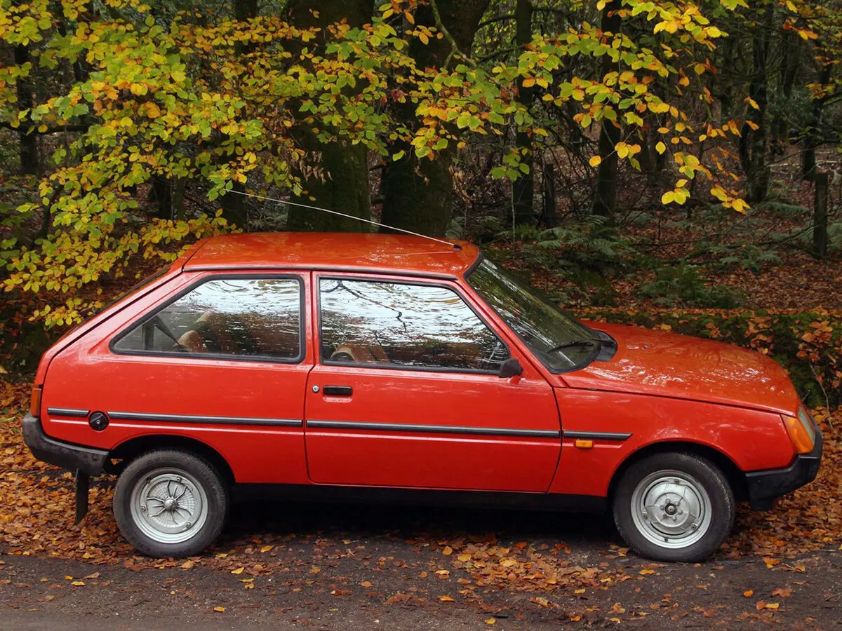 ЗАЗ 1102 «Таврия» 1988 – 2009 Хэтчбек 3 дв. — сүрөт 2